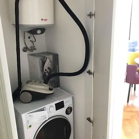 Top Center Luxury Apartament ヴァルナ