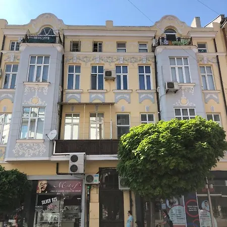 Top Center Luxury Apartament * ヴァルナ